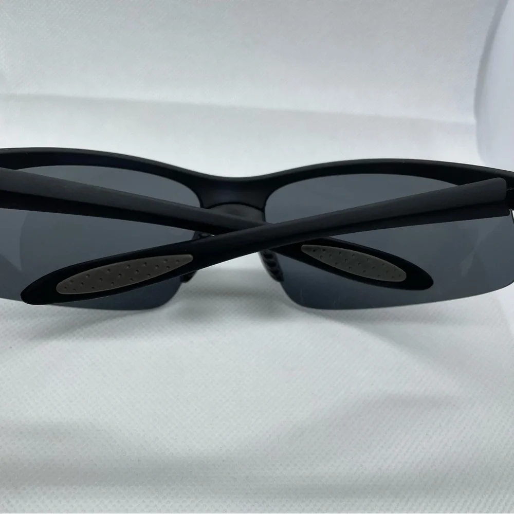 Foster Grant Sunglasses Polarized Black Mens